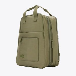 Beis The Expandable Backpack In Olive